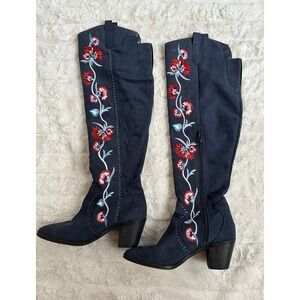 Carlos Santana Alexia Navy Suede Embroidered Boots - Size 6M
